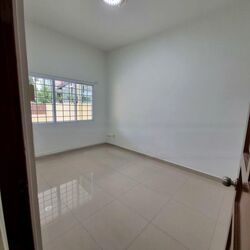 Ang Mo Kio Avenue 2 (D20), Terrace #454955611